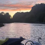 公寓 Aurora Bliss - Waterfront Jacuzzi & Sauna Near Bergen