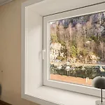 Aurora Bliss - Waterfront Jacuzzi & Sauna Near Bergen Apartament *