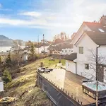 Apartament Aurora Bliss - Waterfront Jacuzzi & Sauna Near Bergen Askoy