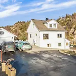 Apartament Aurora Bliss - Waterfront Jacuzzi & Sauna Near Bergen Askoy