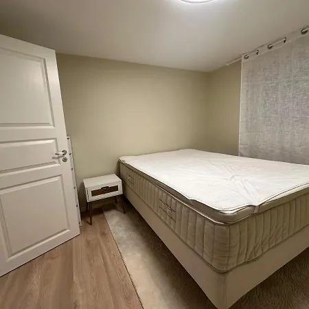 Aurora Bliss - Fjordfront Jacuzzi & Sauna Near Bergen Apartamento Askoy