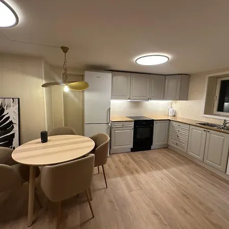 Aurora Bliss - Fjordfront Jacuzzi&sauna Near Bergen Apartment