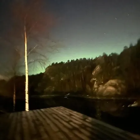 Aurora Bliss - Fjordfront Jacuzzi&sauna Near Bergen Apartment