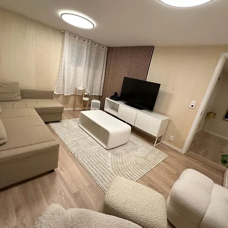 Aurora Bliss - Fjordfront Jacuzzi&sauna Near Bergen * Askoy