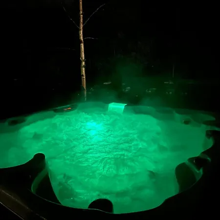Aurora Bliss - Fjordfront Jacuzzi&sauna Near Bergen