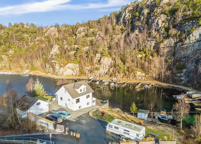 Aurora Bliss - Fjordfront Jacuzzi&sauna Near Bergen Askoy