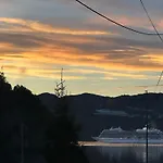 Apartamento Aurora Bliss - Waterfront Jacuzzi & Sauna Near Bergen Askoy