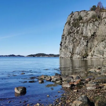 Aurora Bliss - Fjordfront Jacuzzi&sauna Near Bergen