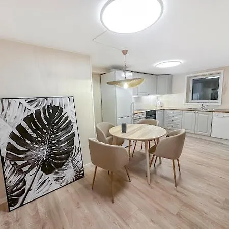 Aurora Bliss - Fjordfront Jacuzzi&sauna Near Bergen * Askoy