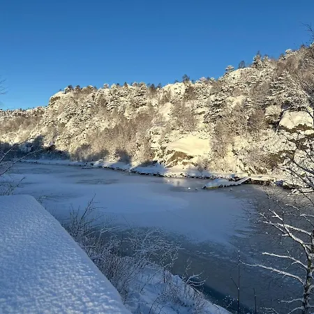 Aurora Bliss - Fjordfront Jacuzzi&sauna Near Bergen Appartamento